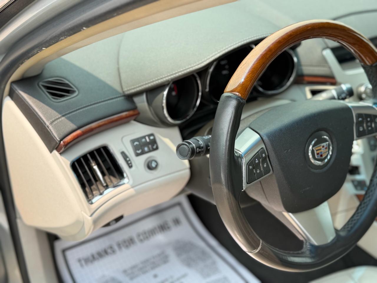 Cadillac CTS 3.6L Premium AWD w/Navi 2011