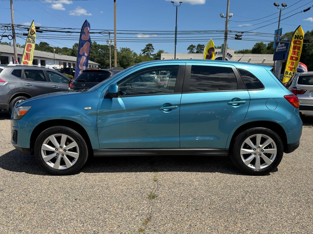 Mitsubishi Outlander Sport ES 2WD 2013