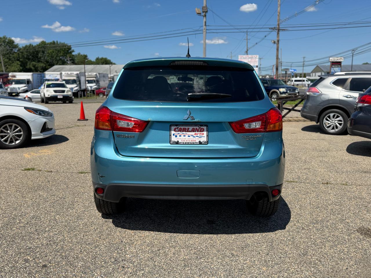 Mitsubishi Outlander Sport ES 2WD 2013