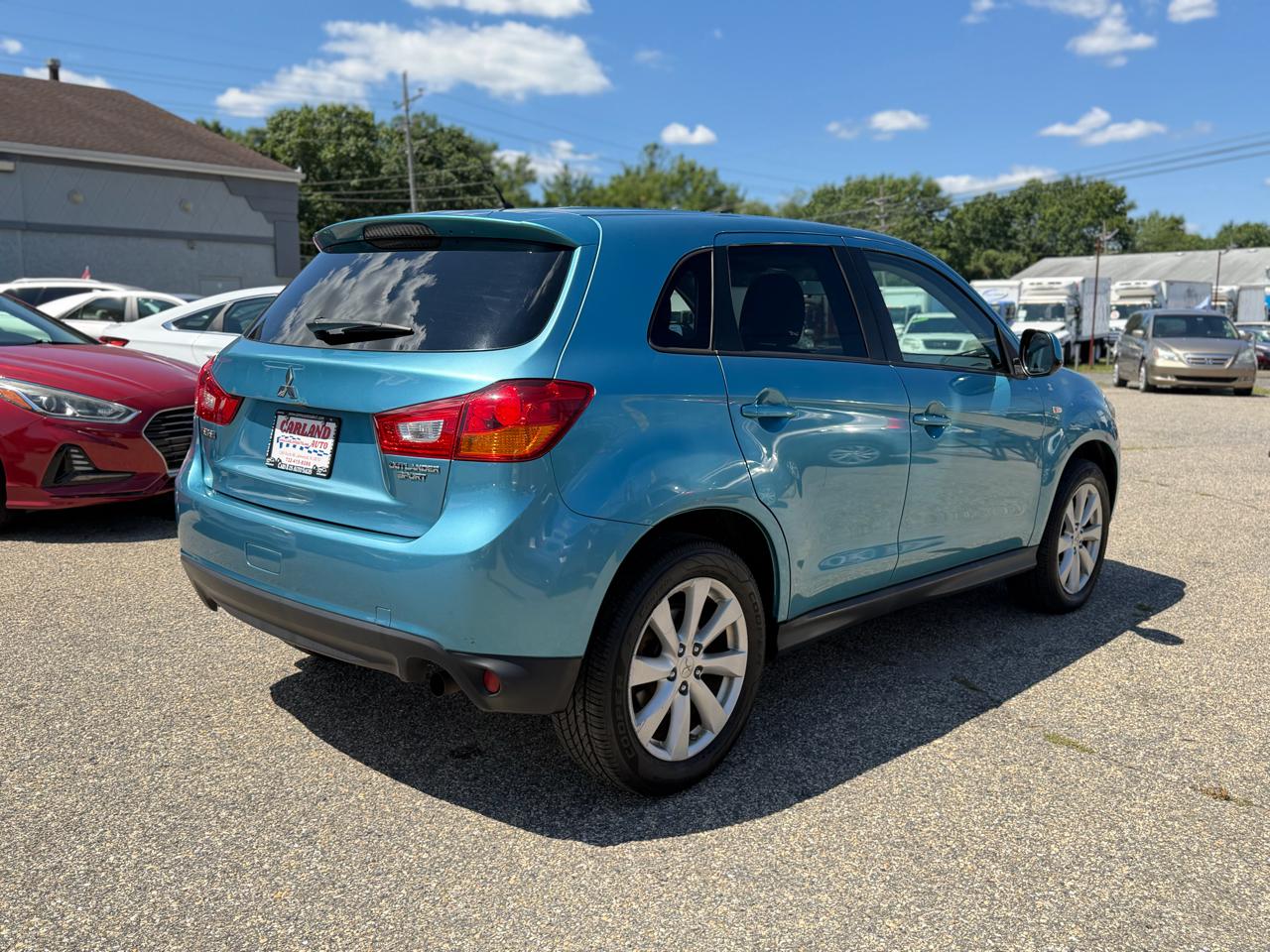 Mitsubishi Outlander Sport ES 2WD 2013