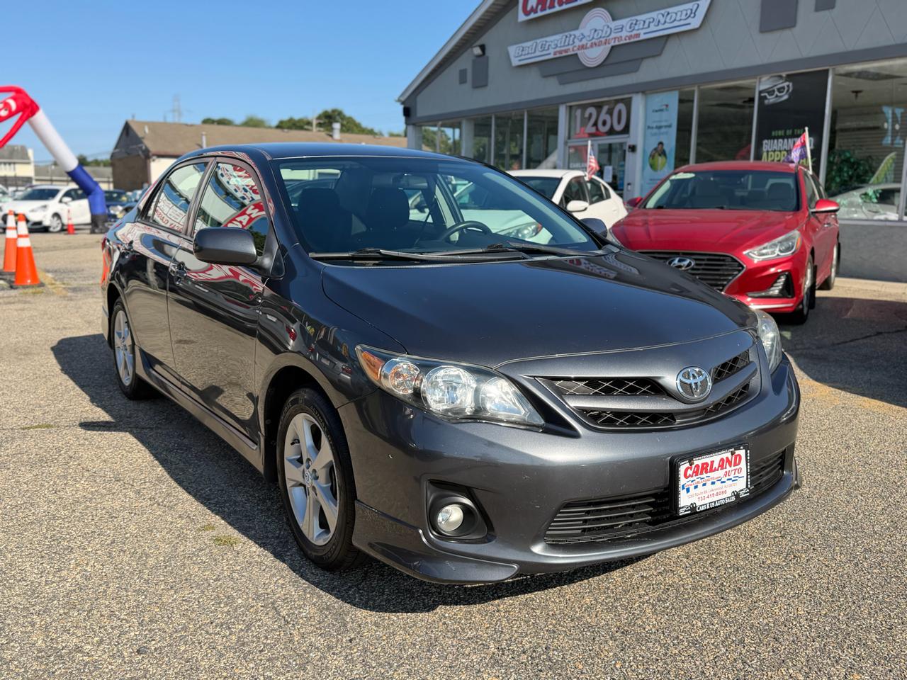 Toyota Corolla S 5-Speed MT 2013