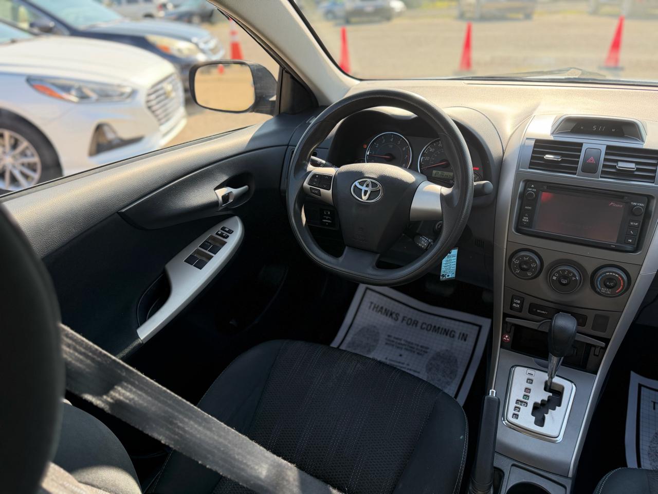 Toyota Corolla S 5-Speed MT 2013
