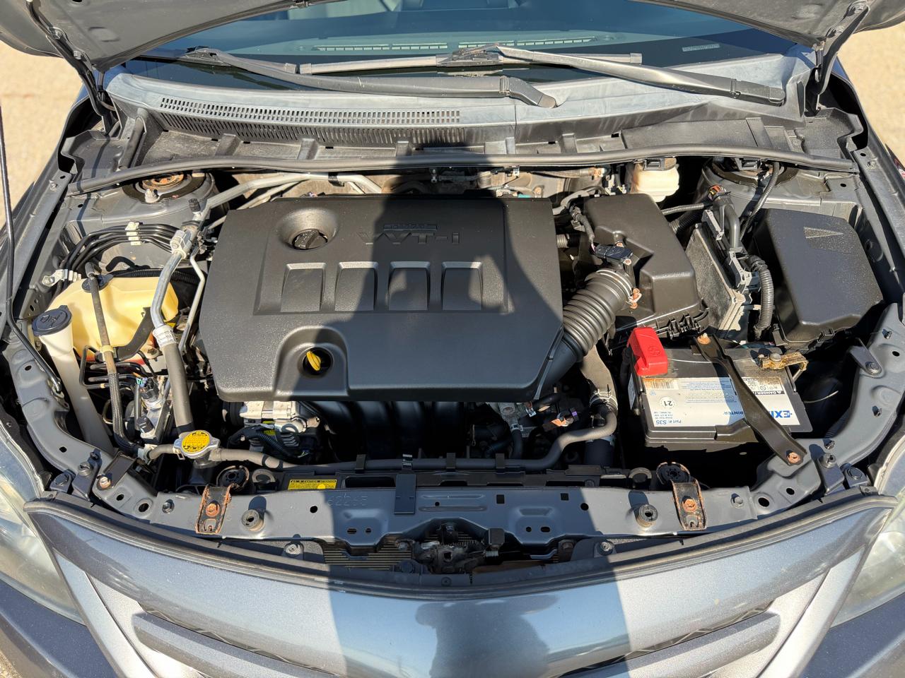Toyota Corolla S 5-Speed MT 2013