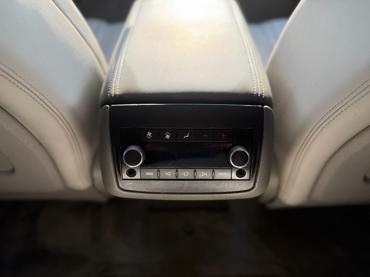 Buick Enclave Premium FWD 2013