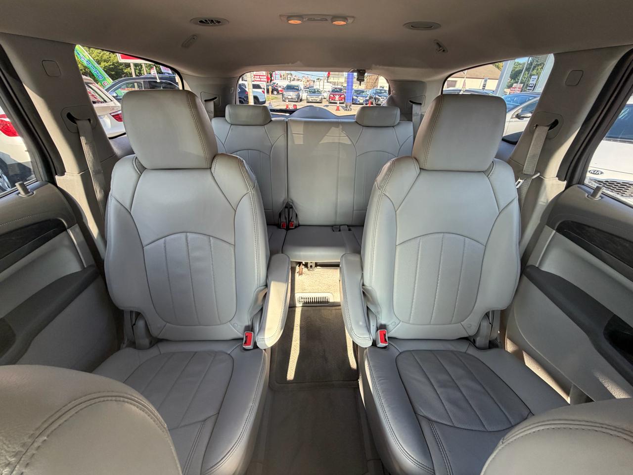 Buick Enclave Premium FWD 2013