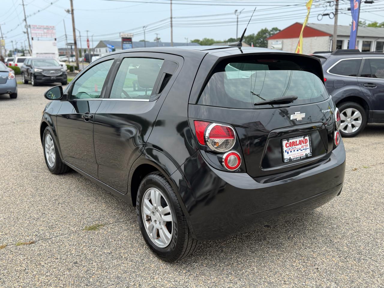 Chevrolet Sonic LT Auto 5-Door 2014