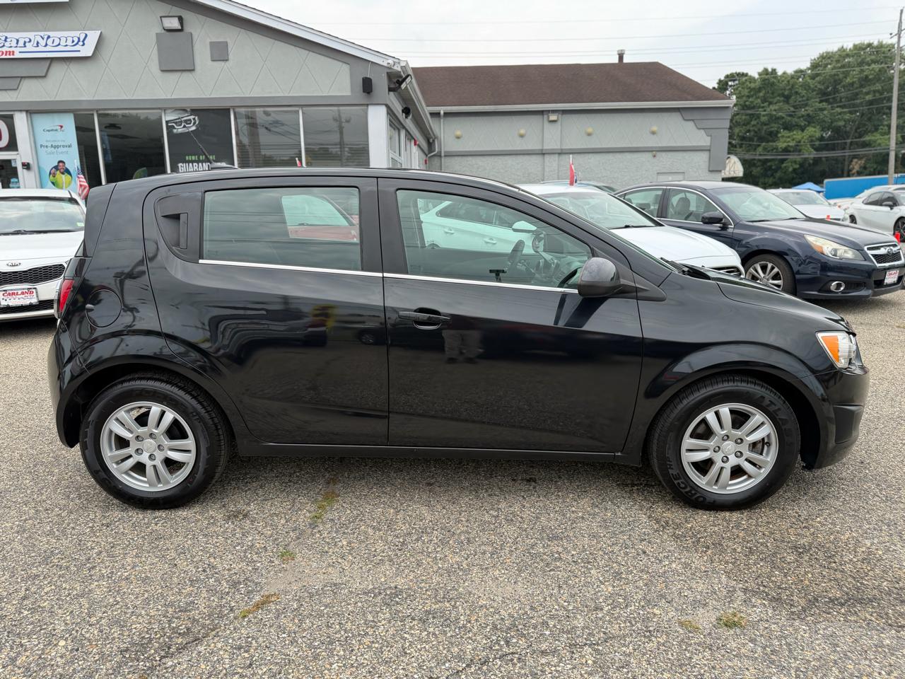 Chevrolet Sonic LT Auto 5-Door 2014