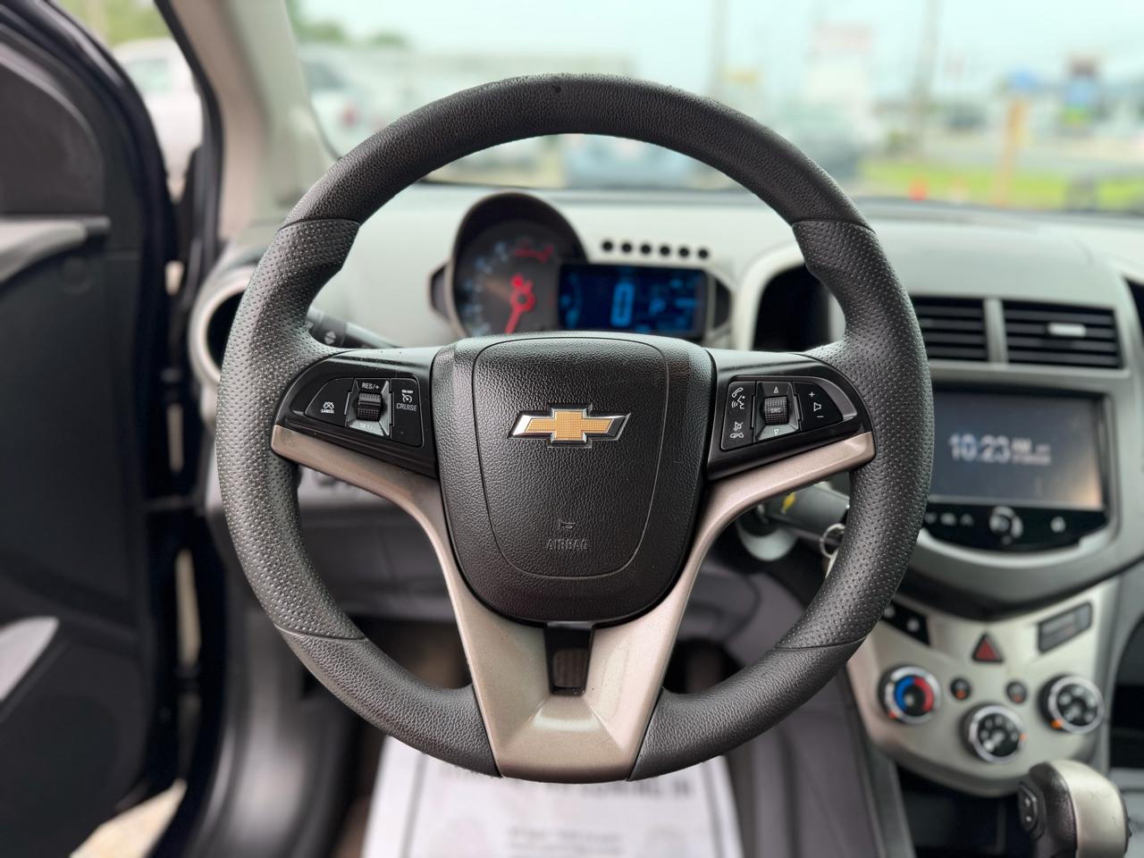 Chevrolet Sonic LT Auto 5-Door 2014