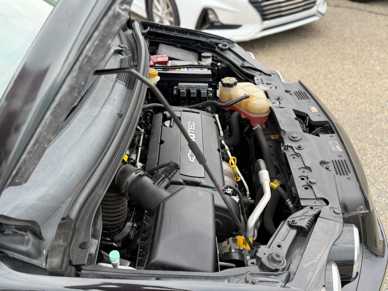 Chevrolet Sonic LT Auto 5-Door 2014
