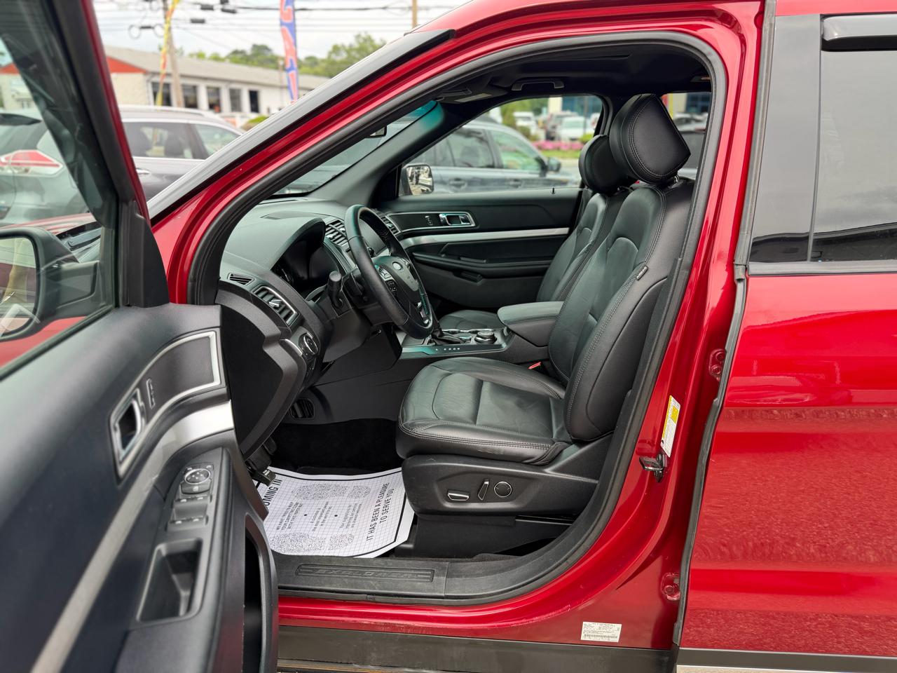 Ford Explorer 2WD 4dr V6 XLT 2016