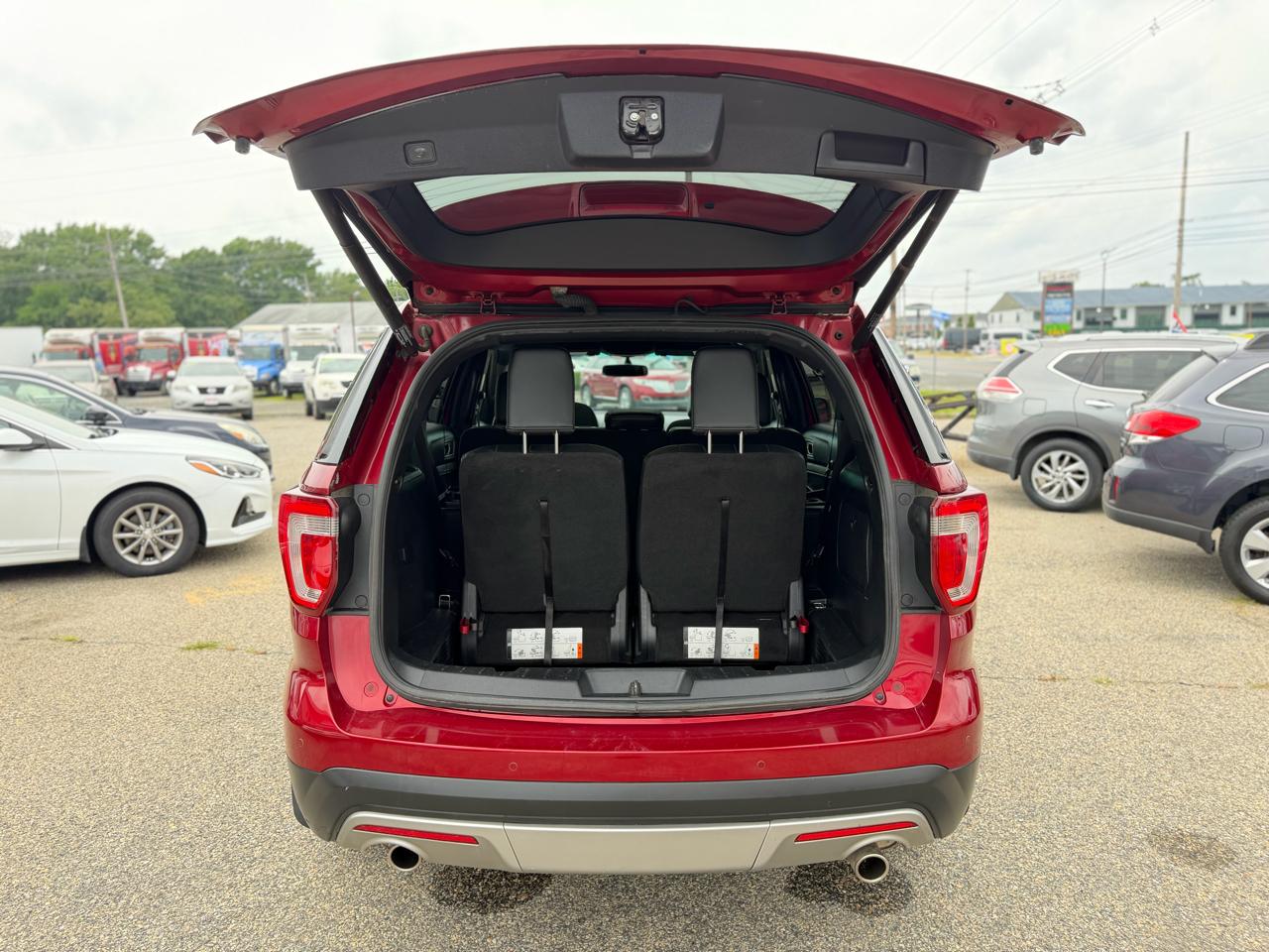 Ford Explorer 2WD 4dr V6 XLT 2016
