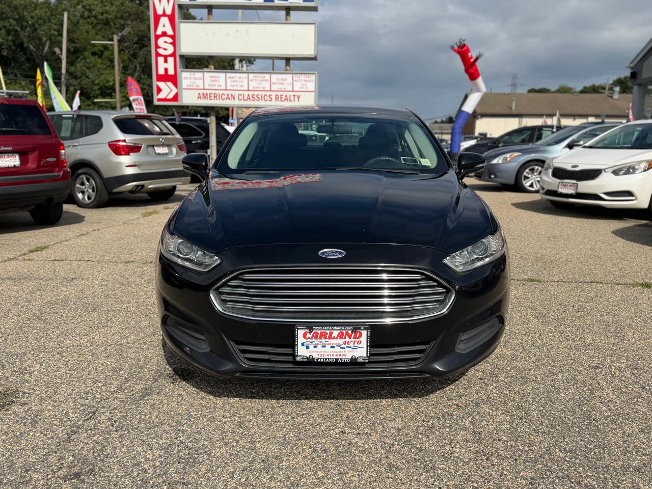Ford Fusion Hybrid SE 2016