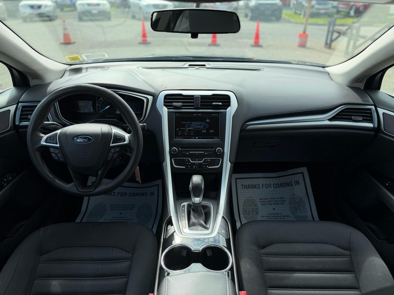 Ford Fusion Hybrid SE 2016