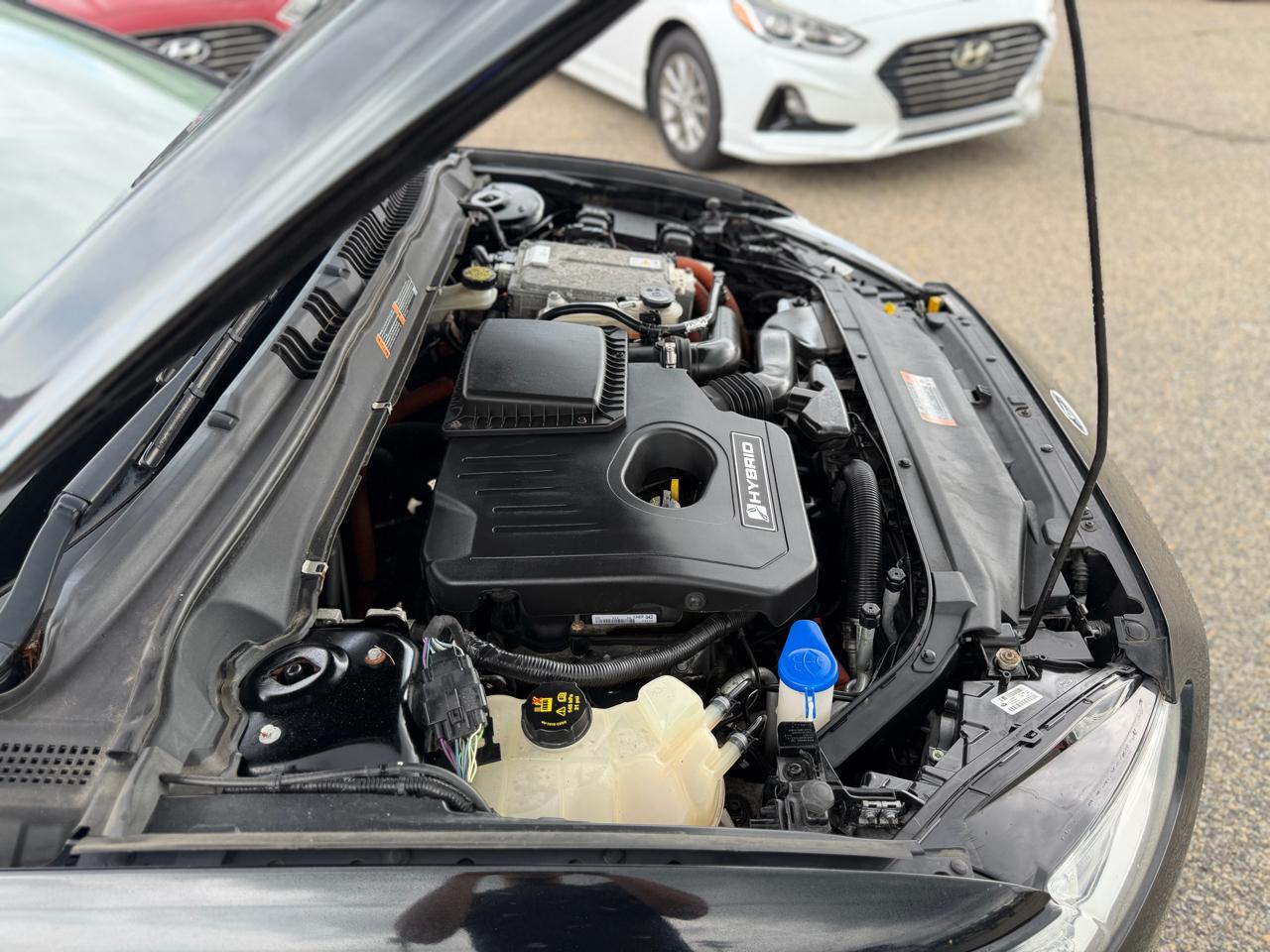 Ford Fusion Hybrid SE 2016