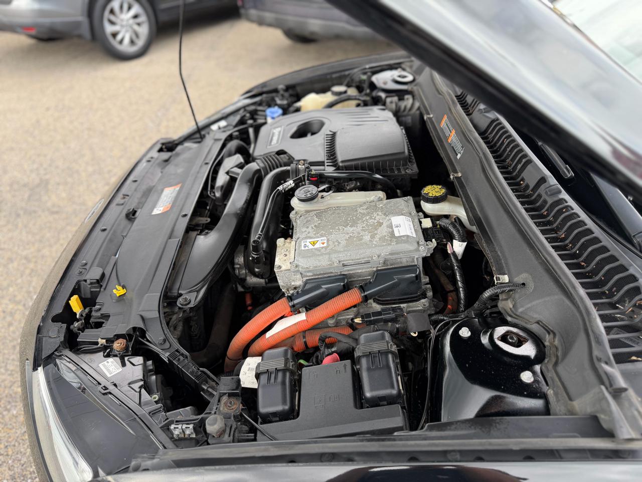 Ford Fusion Hybrid SE 2016
