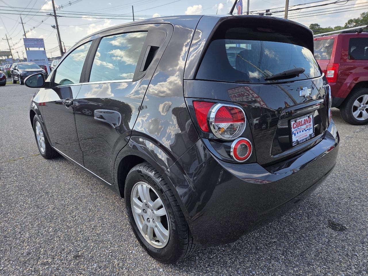 Chevrolet Sonic LT Auto 5-Door 2013