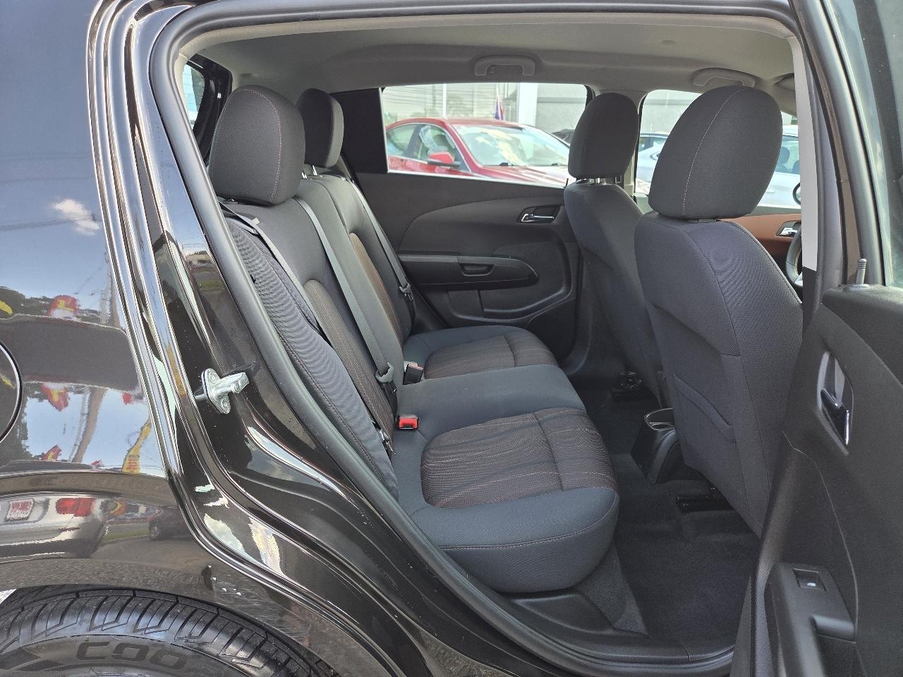 Chevrolet Sonic LT Auto 5-Door 2013