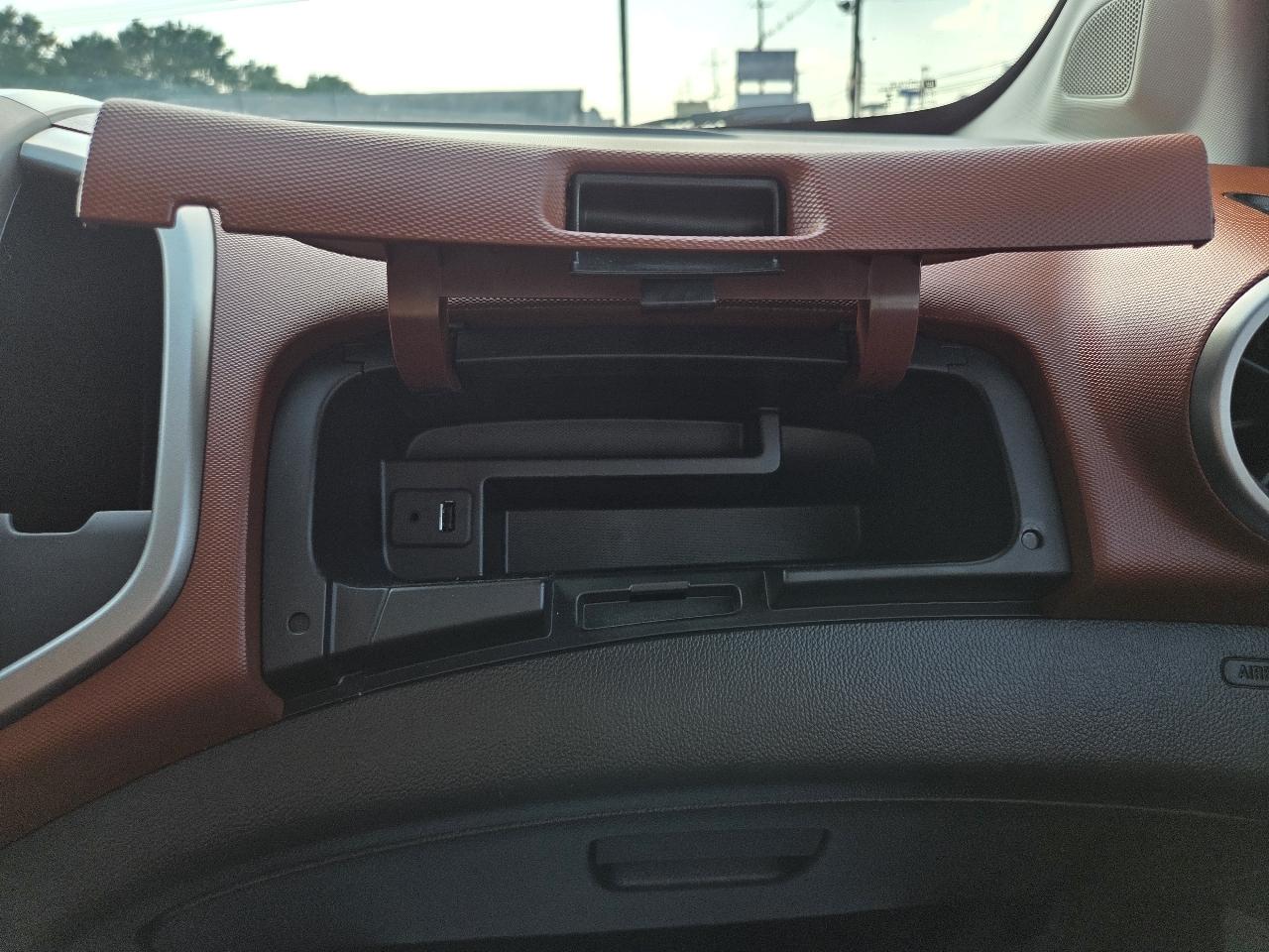 Chevrolet Sonic LT Auto 5-Door 2013