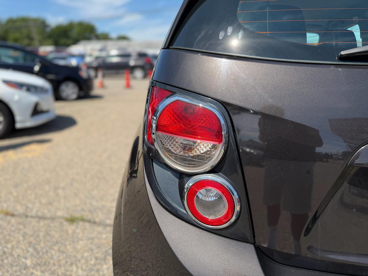 Chevrolet Sonic LT Auto 5-Door 2013