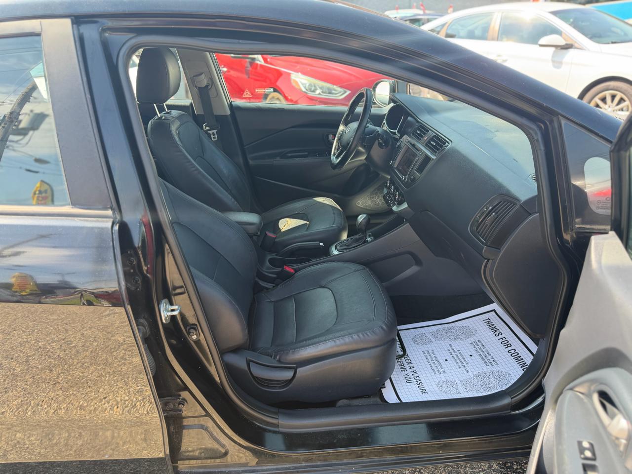 Kia Rio5 EX 2014