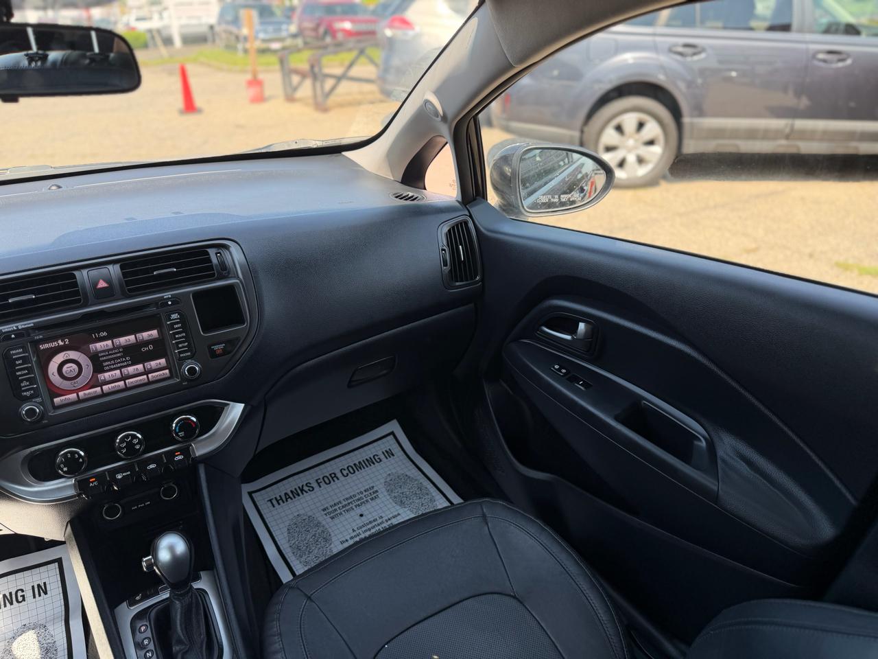 Kia Rio5 EX 2014