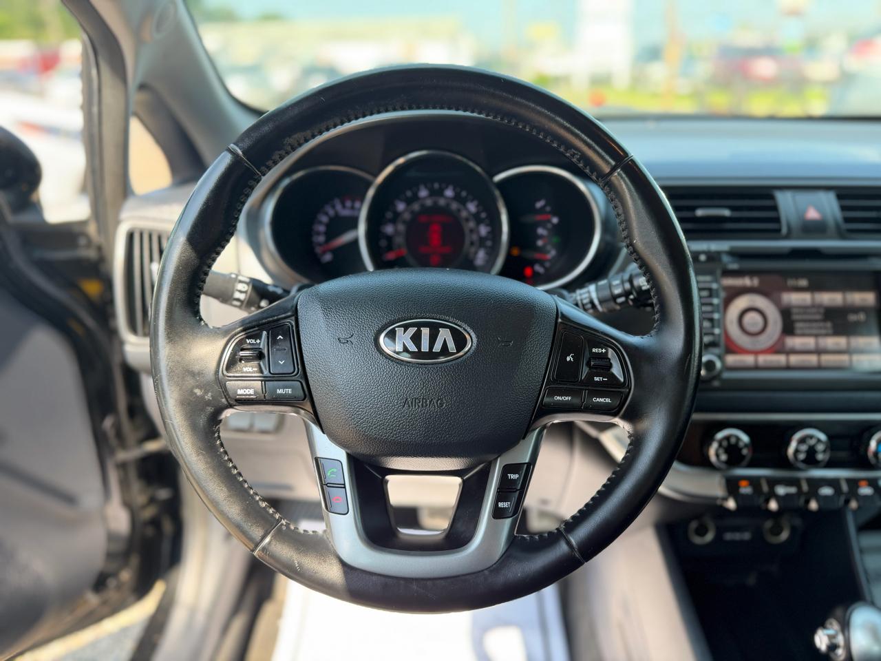 Kia Rio5 EX 2014