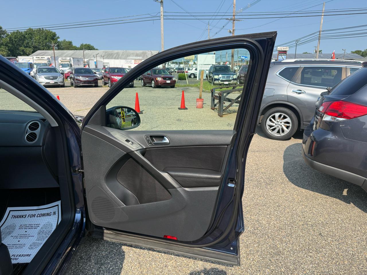 Volkswagen Tiguan SEL 2011
