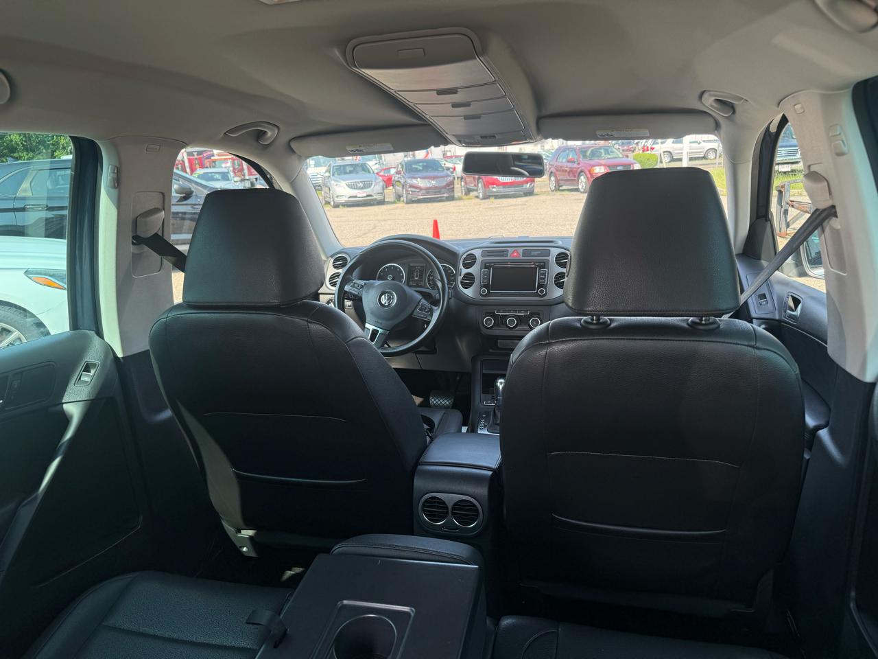 Volkswagen Tiguan SEL 2011