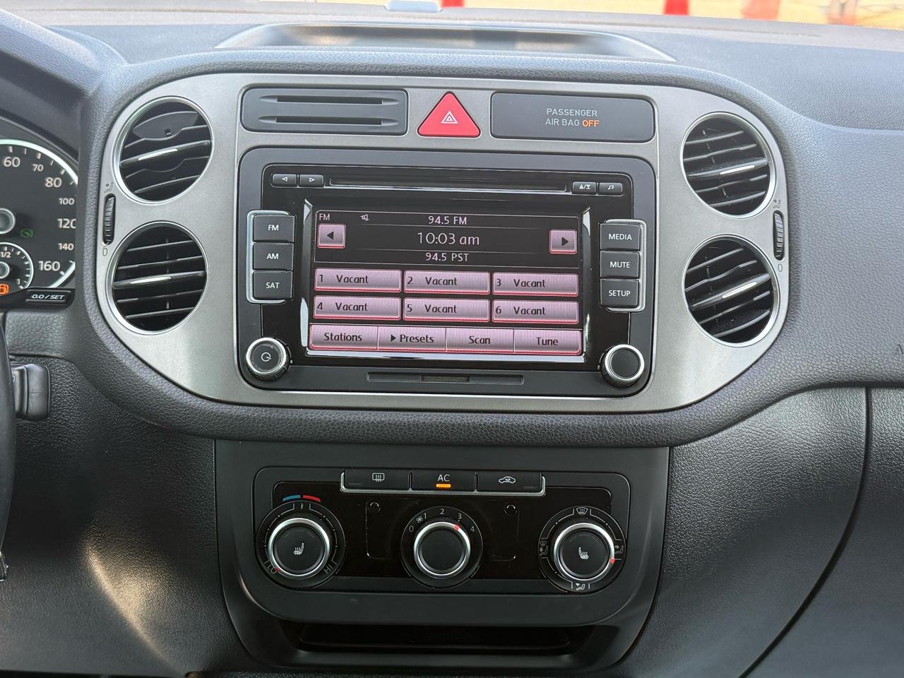 Volkswagen Tiguan SEL 2011
