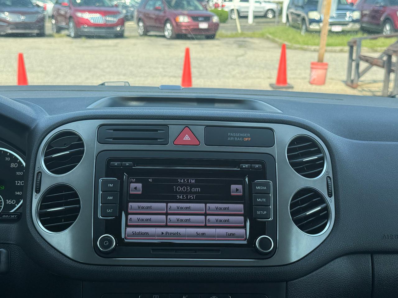 Volkswagen Tiguan SEL 2011