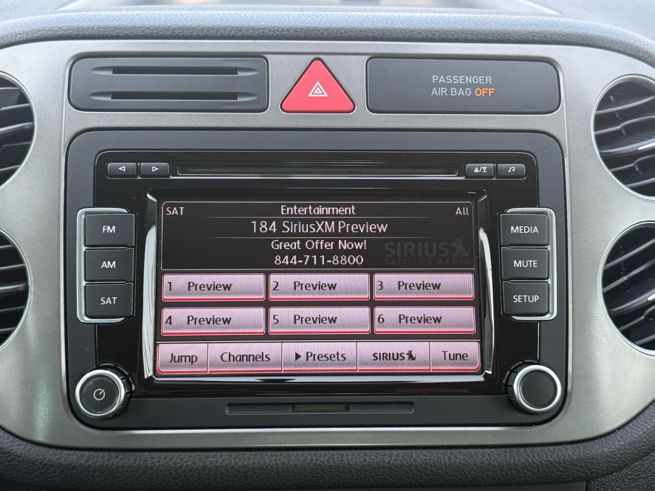 Volkswagen Tiguan SEL 2011