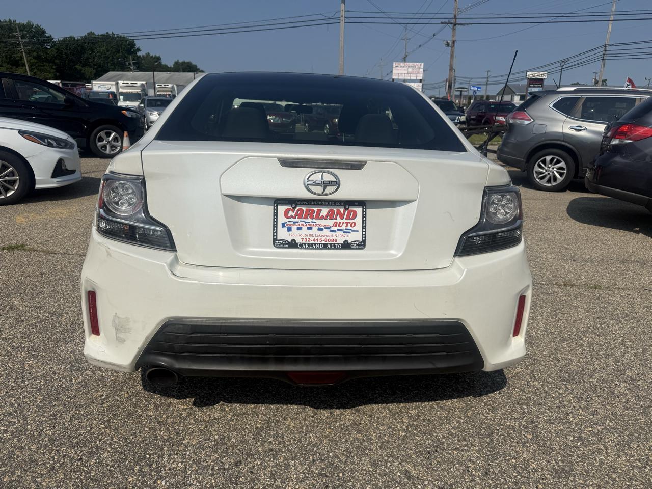 Scion tC Sports Coupe 6-Spd AT 2015