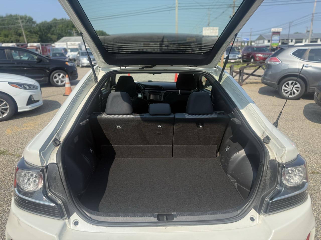 Scion tC Sports Coupe 6-Spd AT 2015