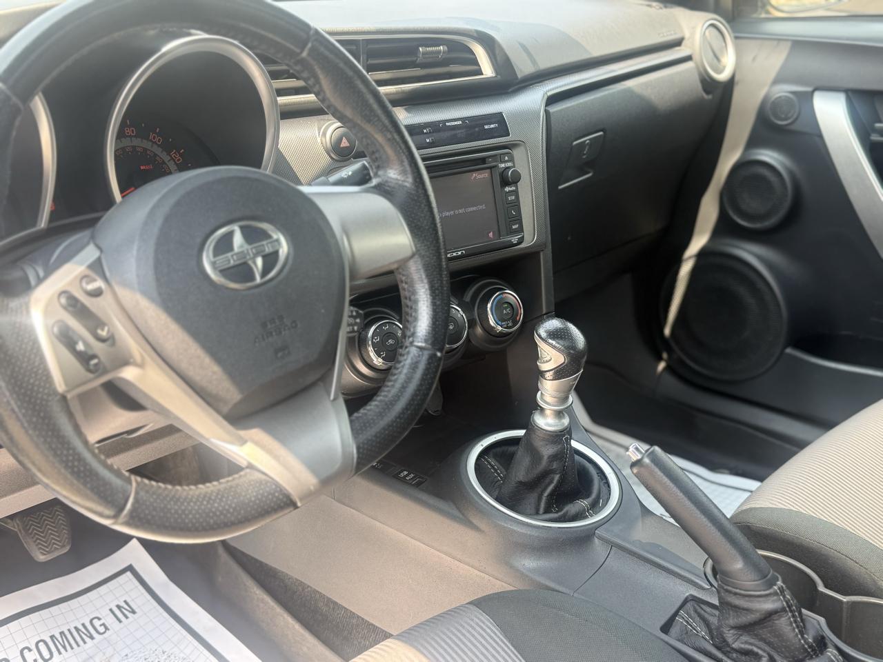 Scion tC Sports Coupe 6-Spd AT 2015