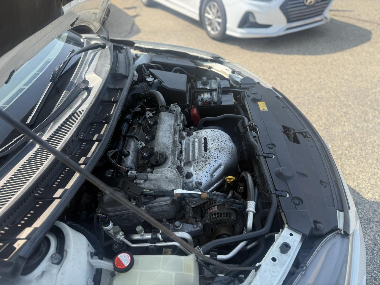 Scion tC Sports Coupe 6-Spd AT 2015