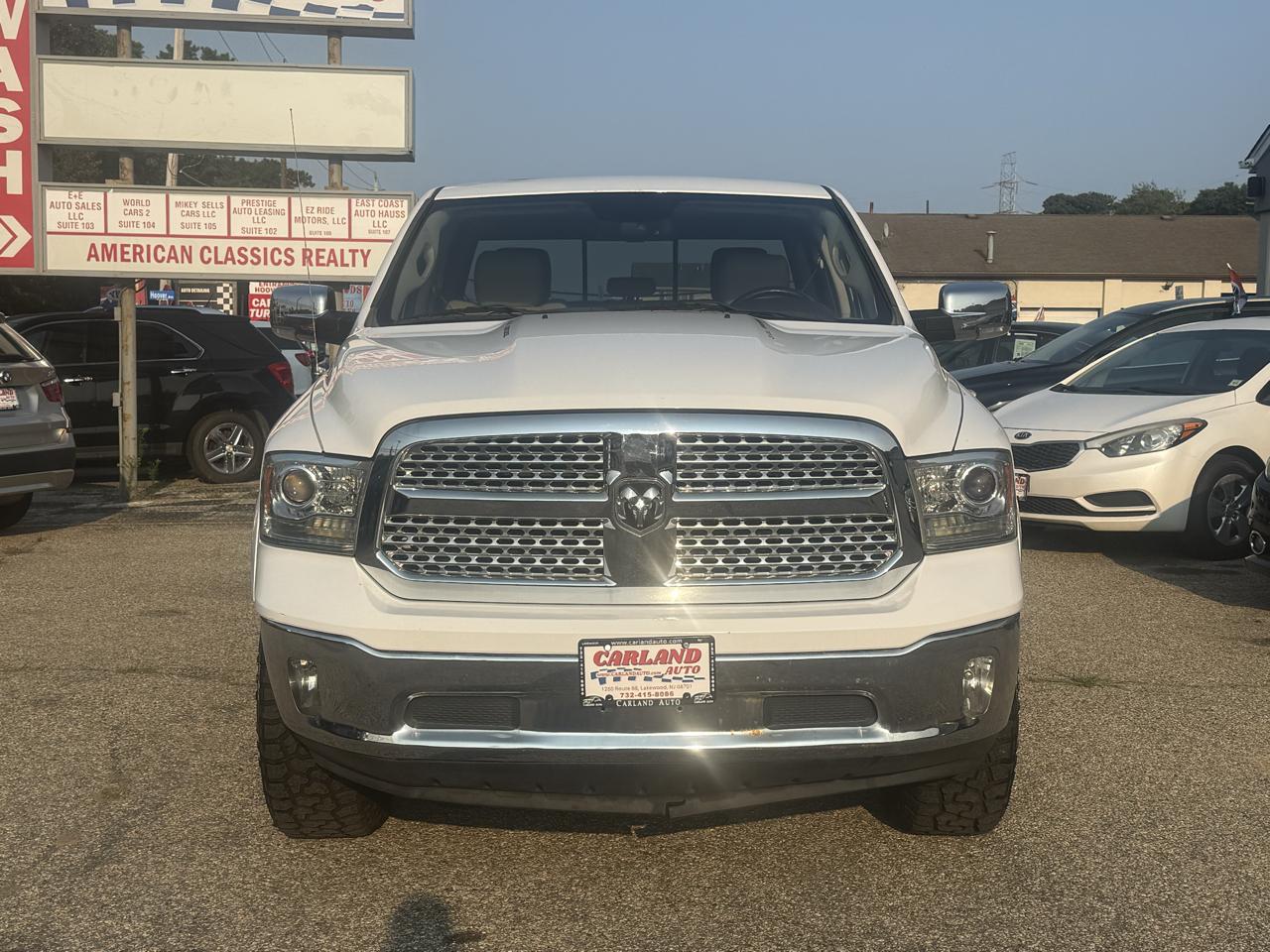 RAM 1500 Laramie Crew Cab LWB 4WD 2016
