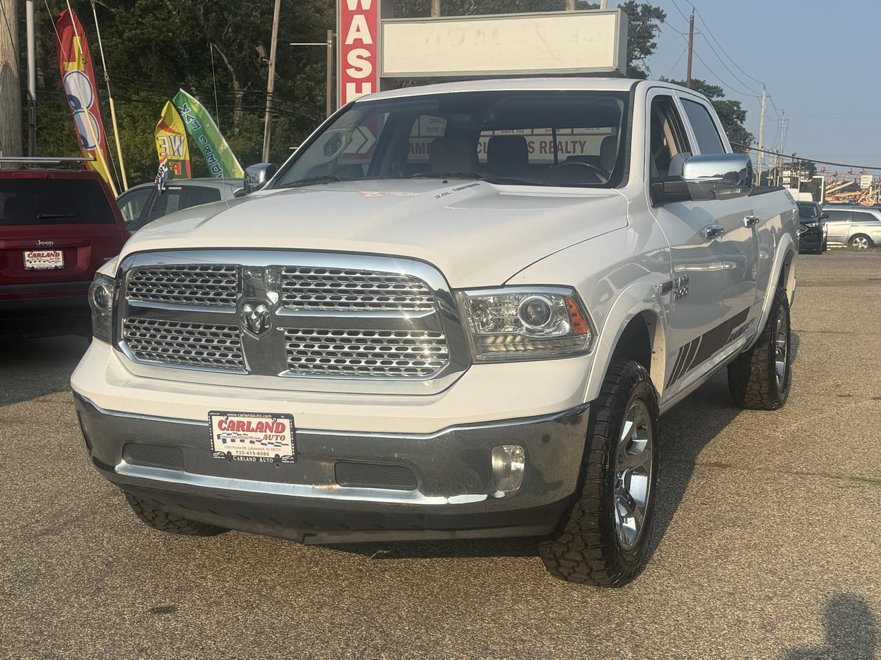 RAM 1500 Laramie Crew Cab LWB 4WD 2016