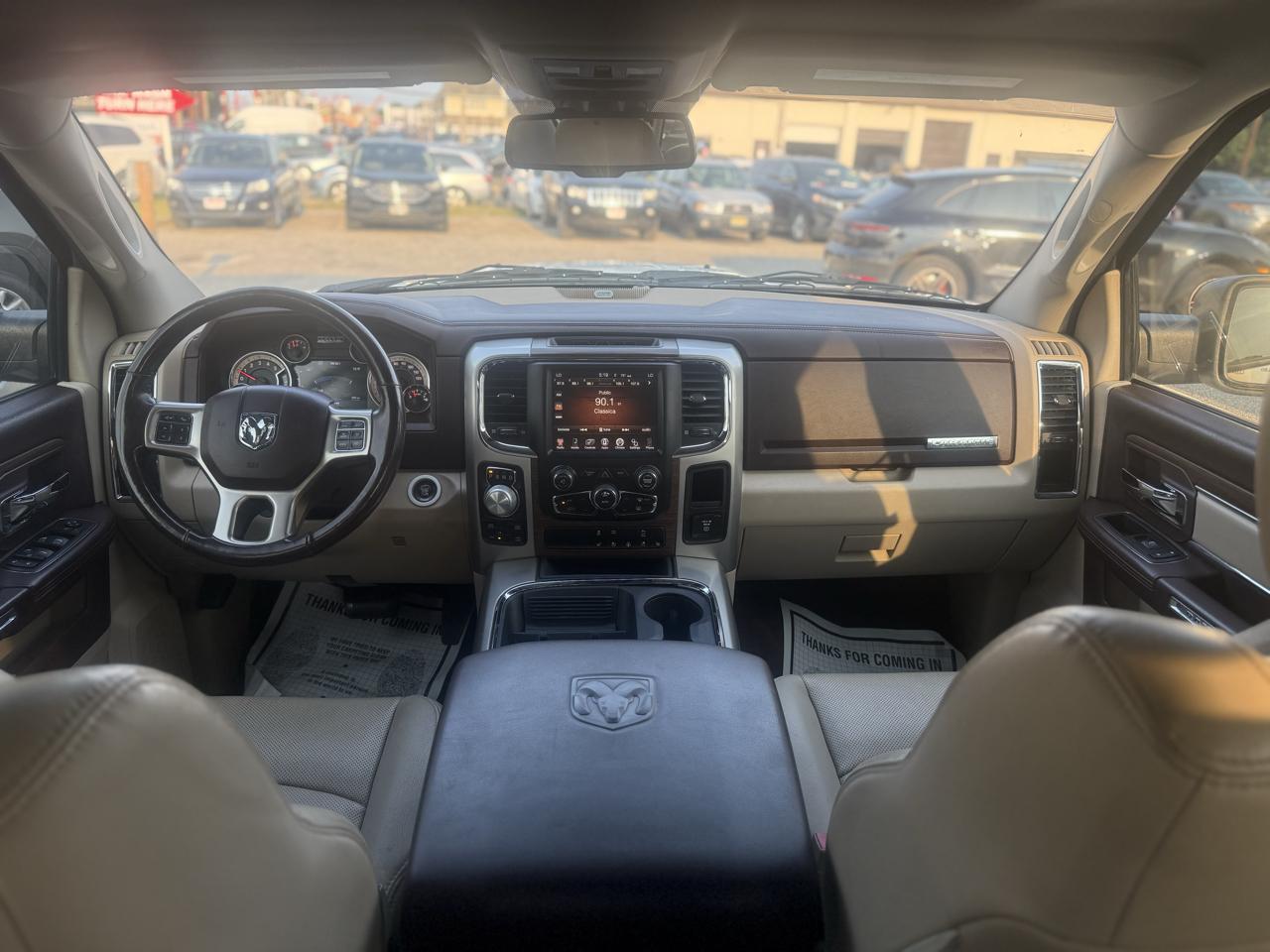 RAM 1500 Laramie Crew Cab LWB 4WD 2016