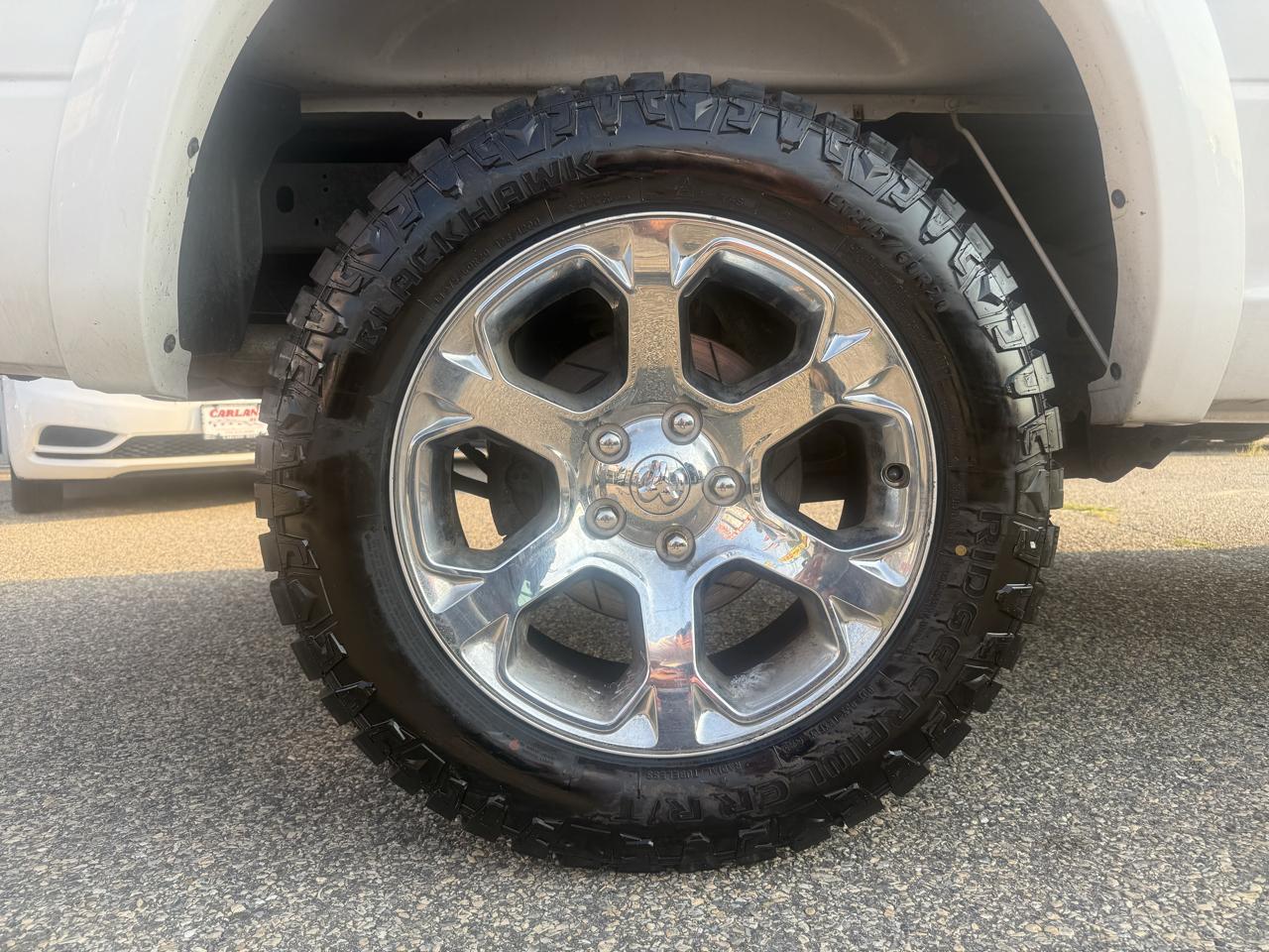 RAM 1500 Laramie Crew Cab LWB 4WD 2016