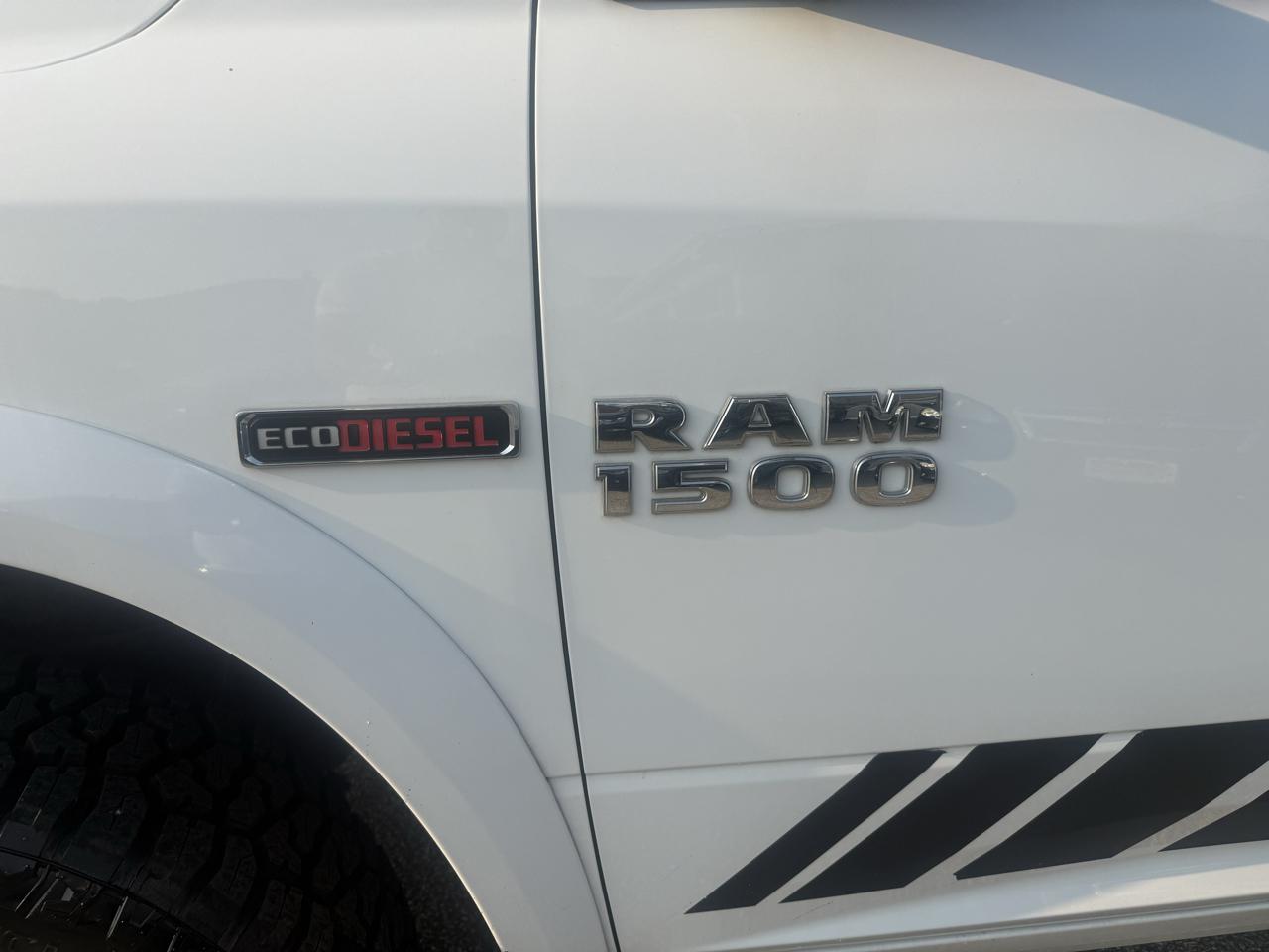 RAM 1500 Laramie Crew Cab LWB 4WD 2016