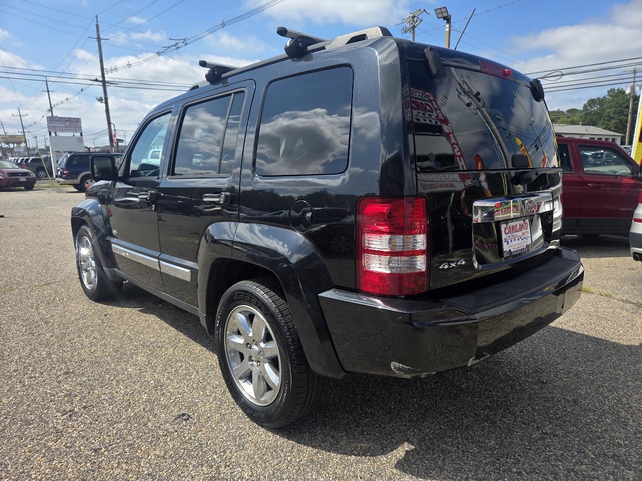 Jeep Liberty Sport 4WD 2012