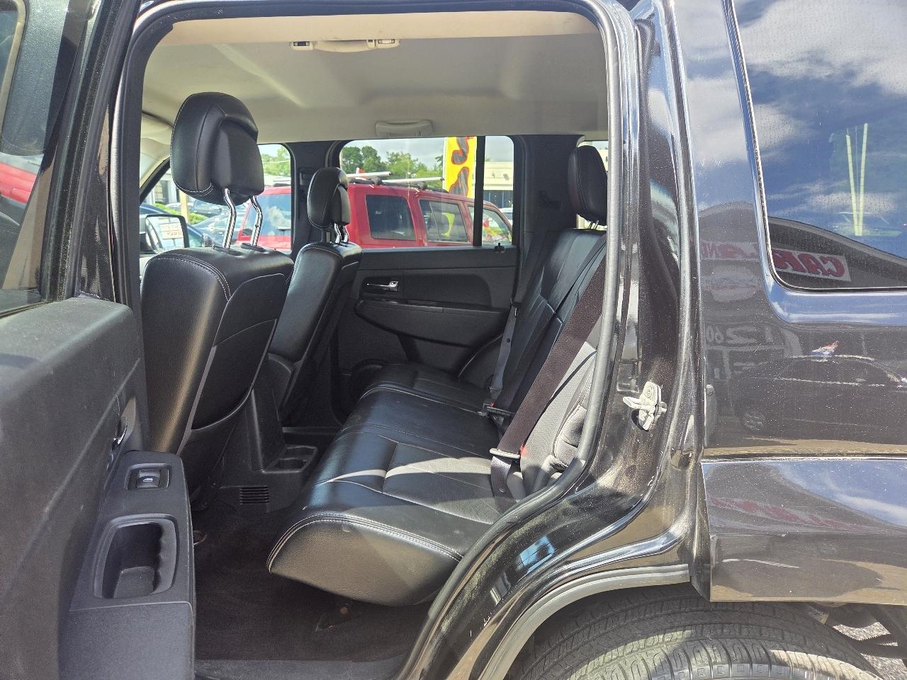 Jeep Liberty Sport 4WD 2012