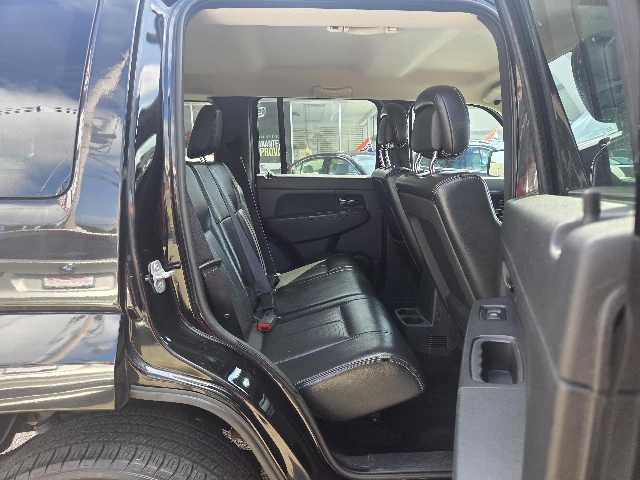 Jeep Liberty Sport 4WD 2012