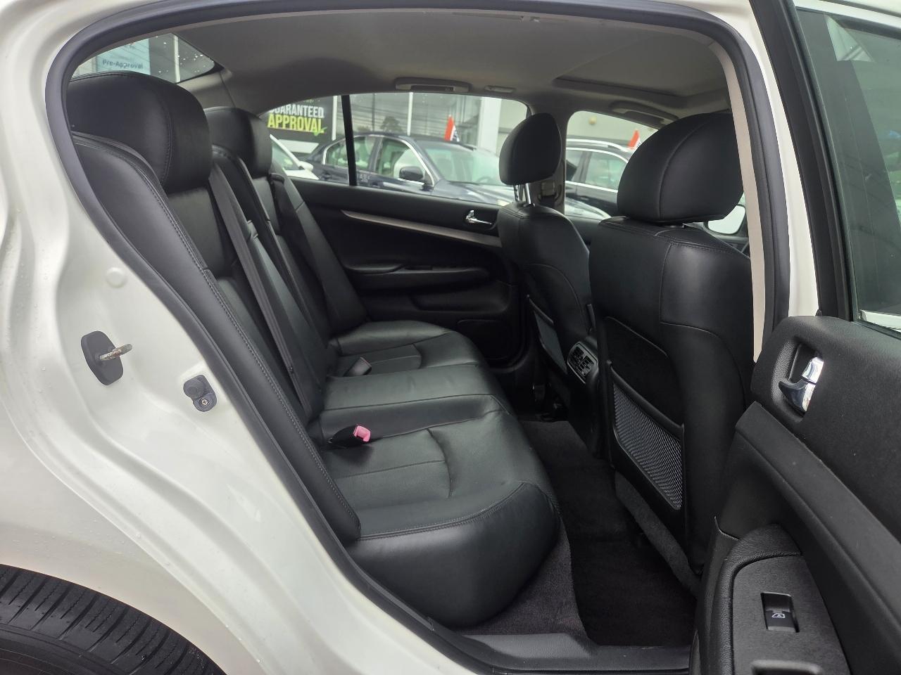 Infiniti G Sedan 25x AWD 2012