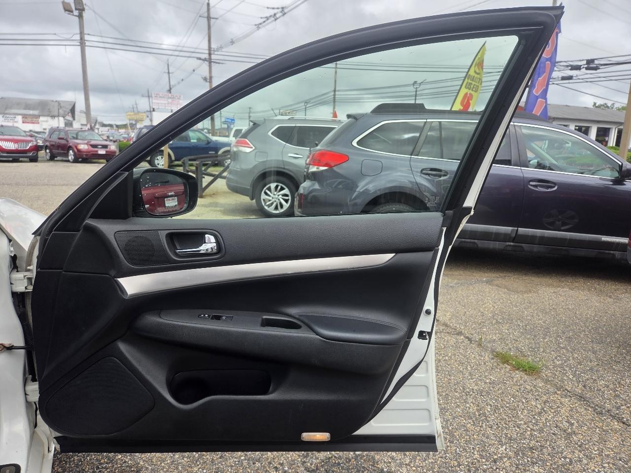 Infiniti G Sedan 25x AWD 2012