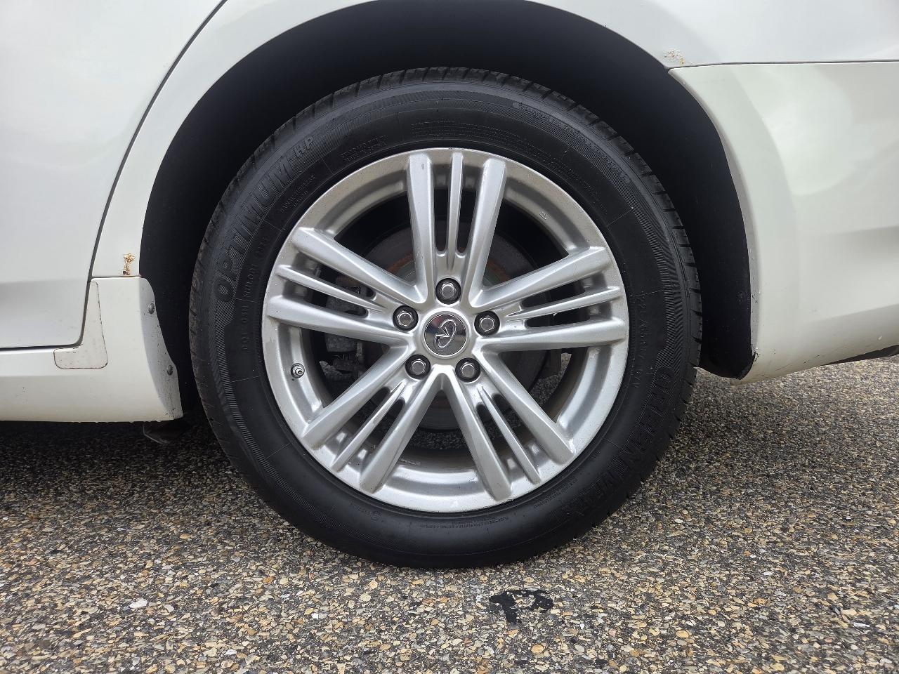 Infiniti G Sedan 25x AWD 2012