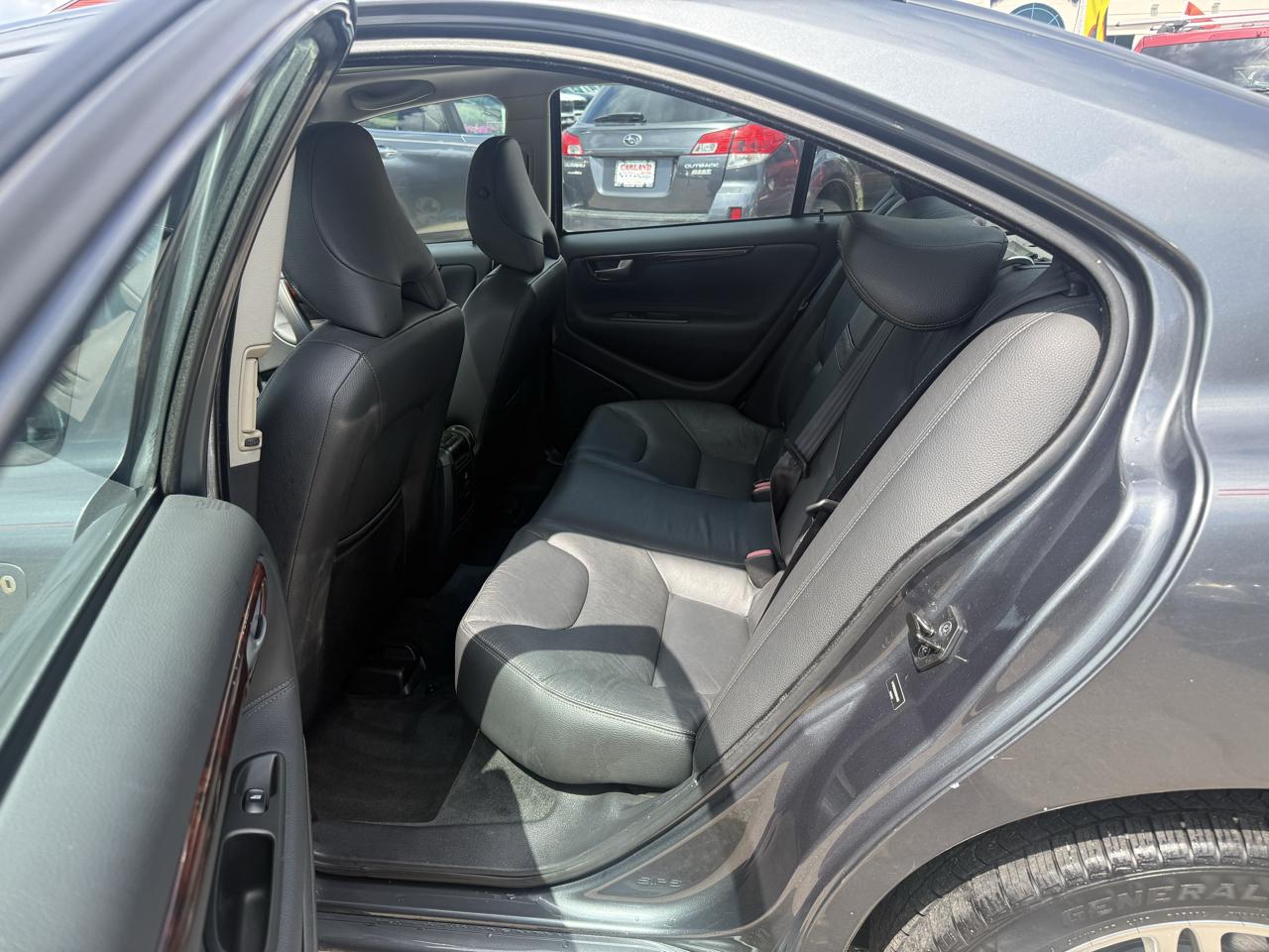 Volvo S60 2.5T AWD 2008