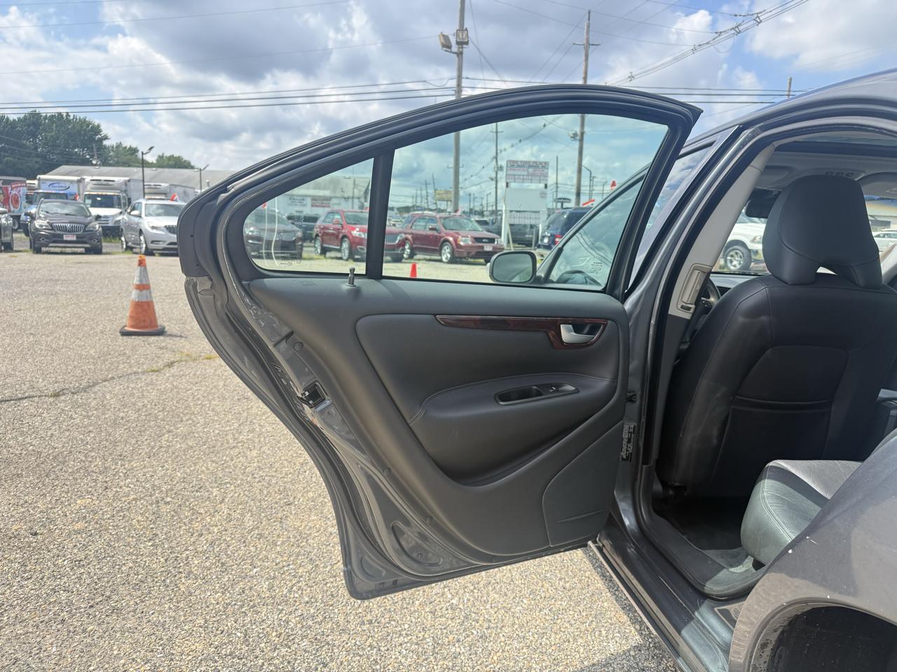 Volvo S60 2.5T AWD 2008