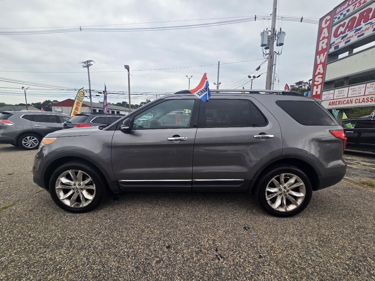 Ford Explorer 4dr XLT 2014