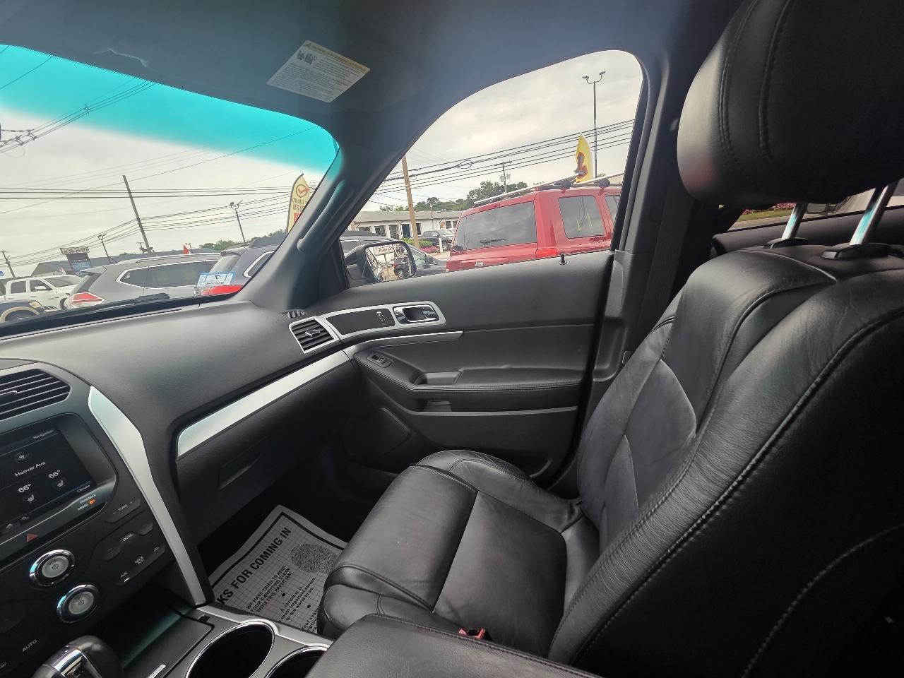 Ford Explorer 4dr XLT 2014
